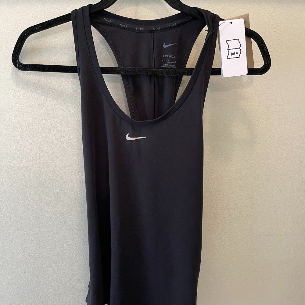 NWT Nike Training Tank